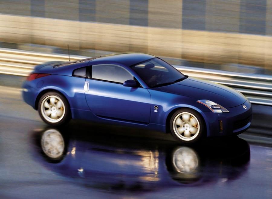  Nissan 350Z 2002 года  (фото 12 из 19)